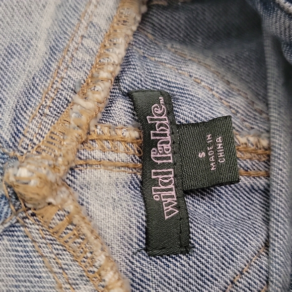 NWT Light Blue Wild Fable Distressed Overalls - Picture 5 of 9